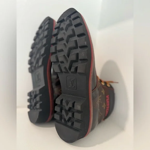 Louis Vuitton Chocolate Brown Leather Boots - Picture 11 of 12